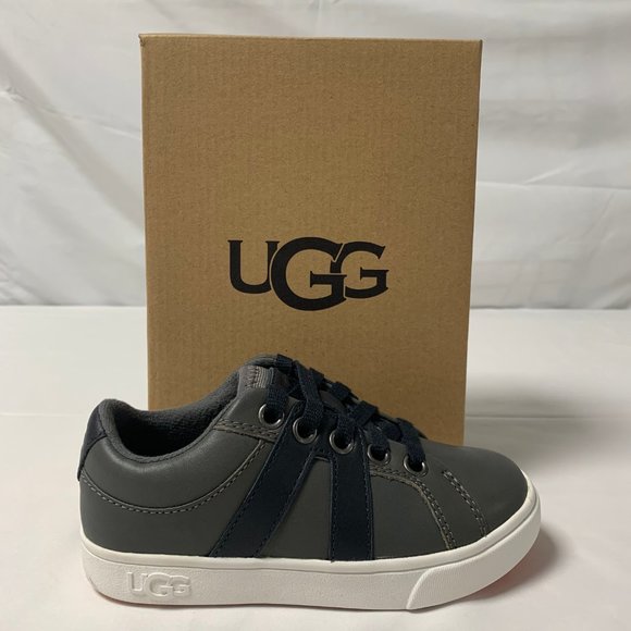 Kids UGG Marcus Leather Sneaker - Picture 2 of 3